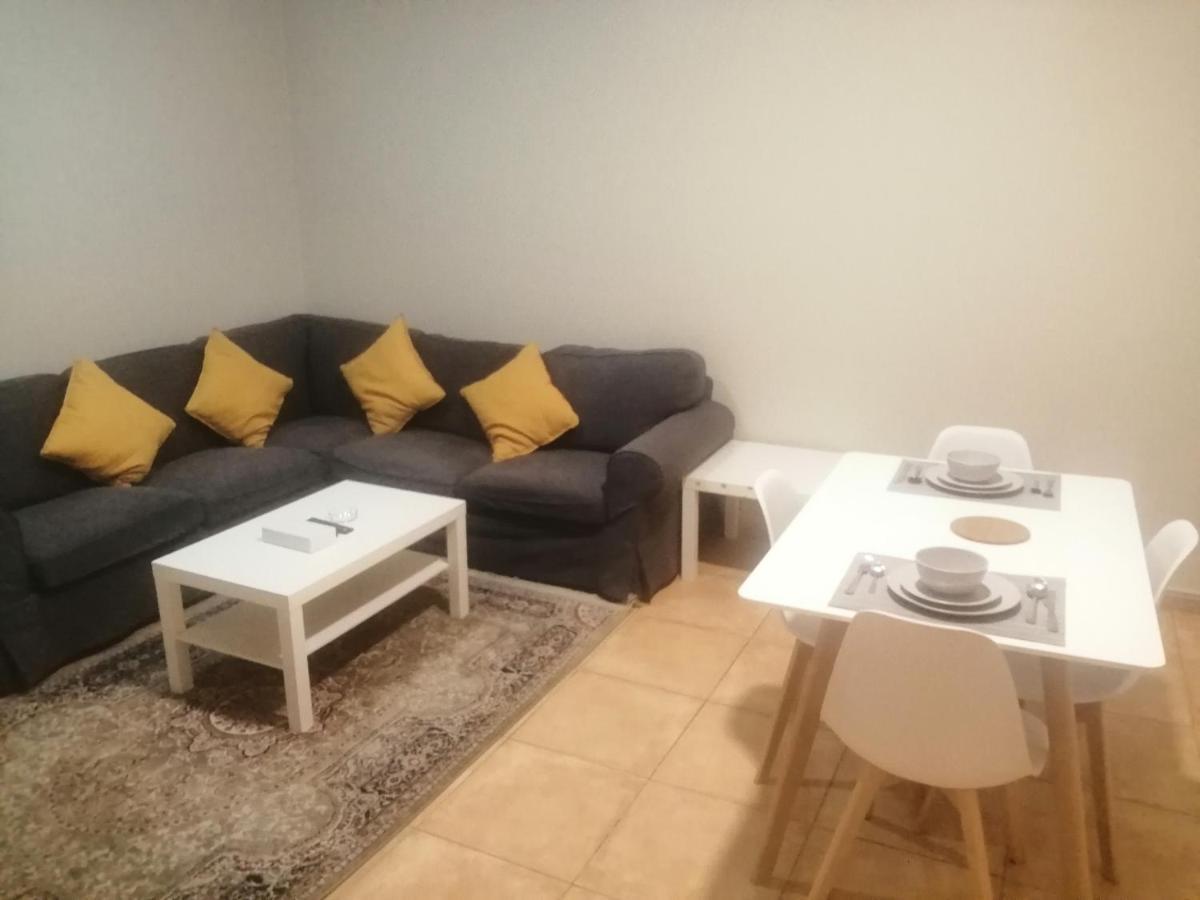 Nozol Al Toot Furnished Units Aparthotel Riyadh Exterior photo