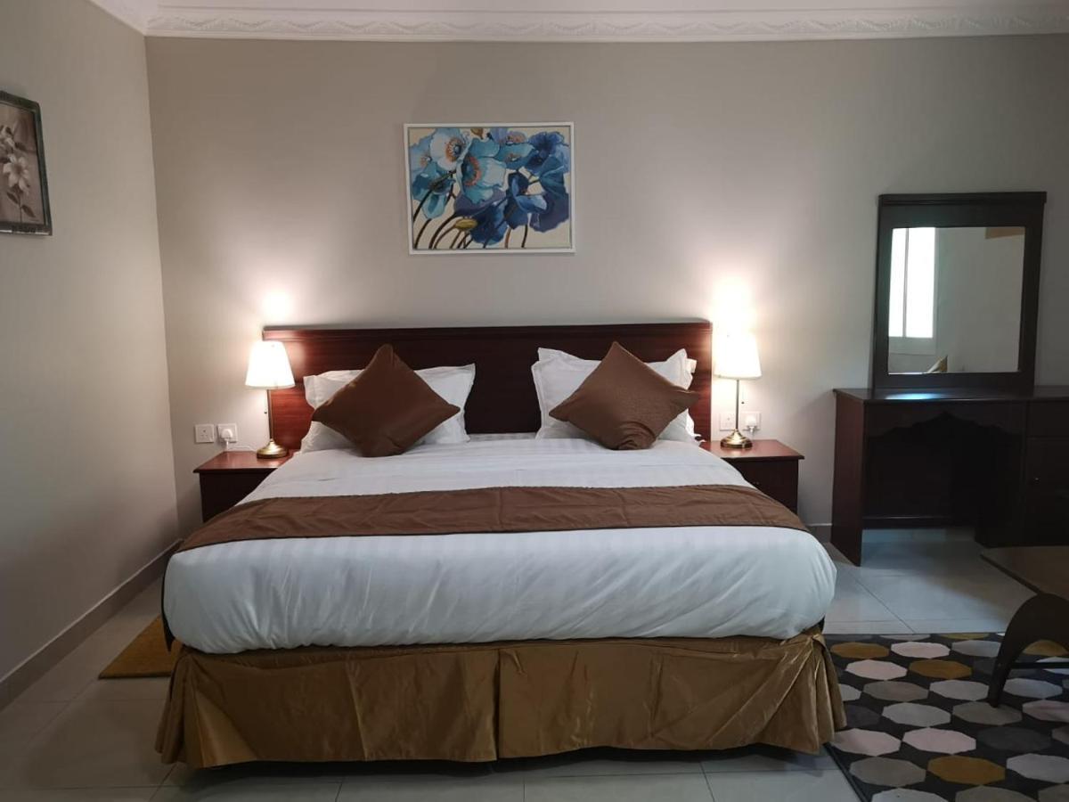 Nozol Al Toot Furnished Units Aparthotel Riyadh Exterior photo